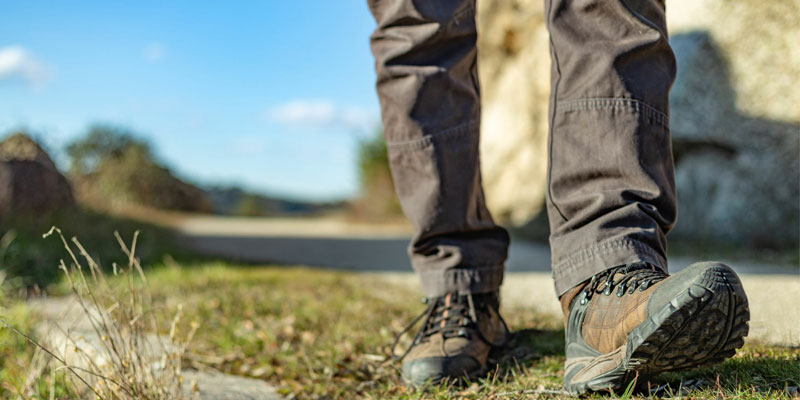 You are currently viewing Best Hiking Pants for Men of 2024