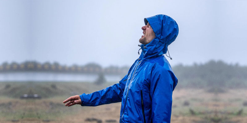 You are currently viewing Budget vs. Expensive Rain Jackets: What’s the Difference?
