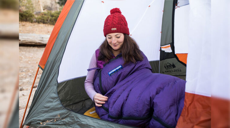 Read more about the article Feathered Friends Murre ES 0º Women’s Review