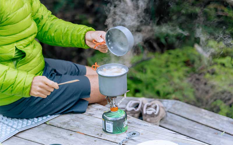 How to Choose Backpacking Stoves in the UK?