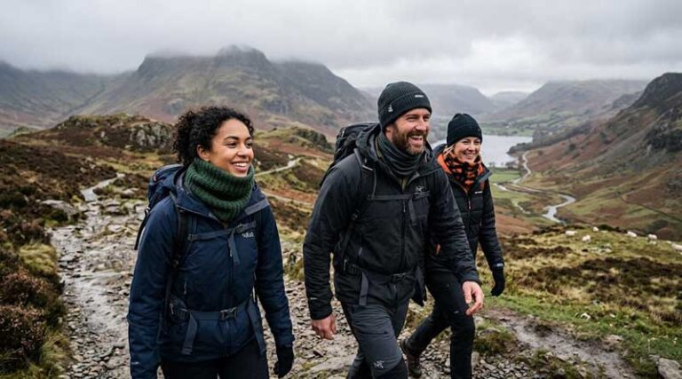 Read more about the article Best Neck Warmers in the UK of 2026